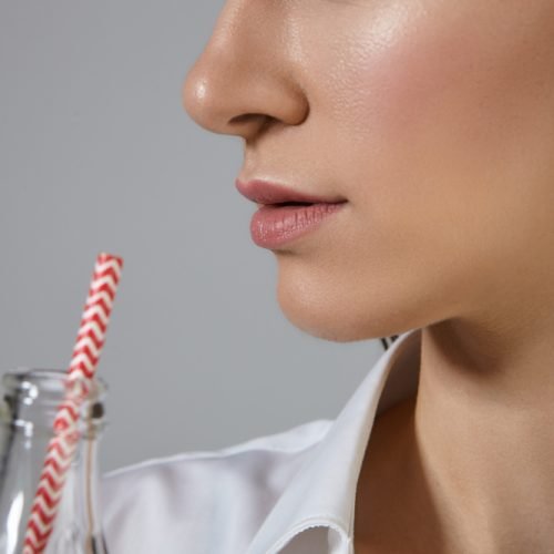 thin lips